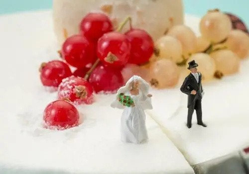 重庆调查公司：妻子让老公净身出户怎么办